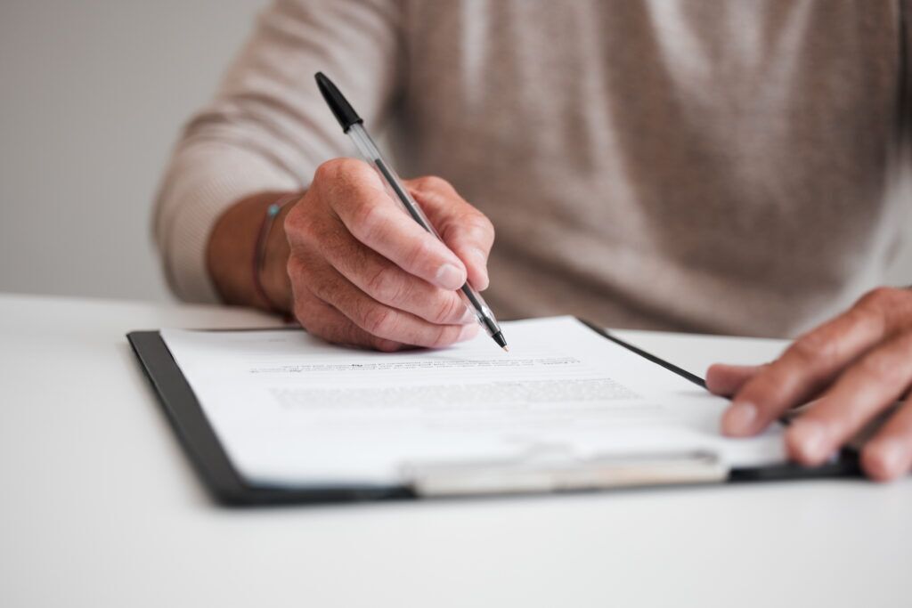 signing contract