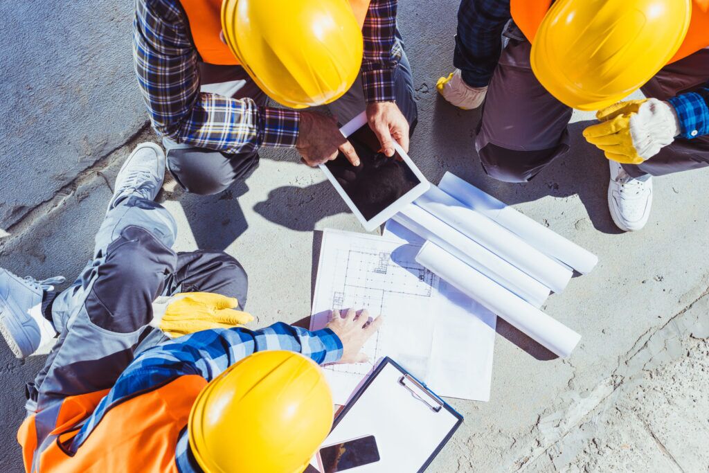 construction project team communicating